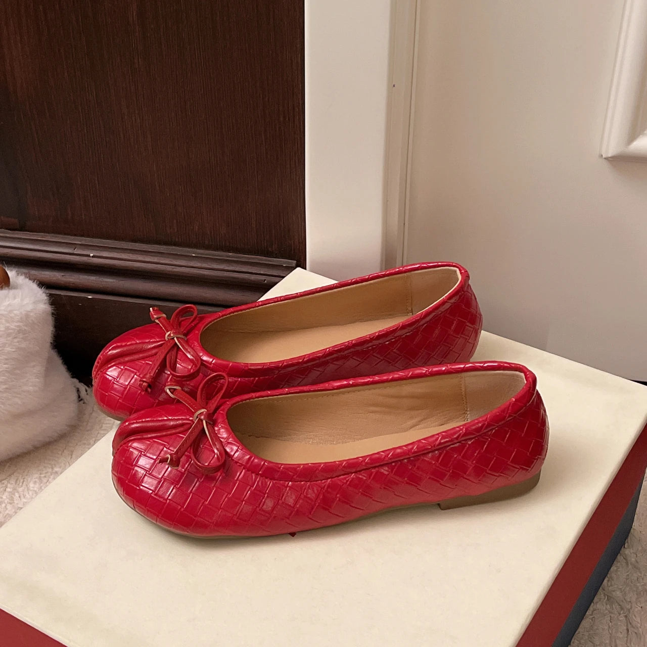 AIERTU  -  New Korean Style Women's Split-Toe Loafers Shallow Cut Ballet Flat Slip-Ons with Comfortable Mary Jane Spring/Autumn Tabis Shoes Aiertu