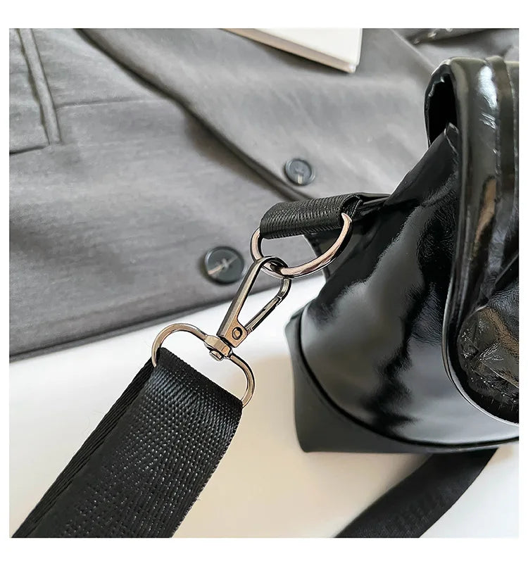 AIERTU  -  Niche Design Women's New Fashion Versatile Single Shoulder Crossbody Bag Mobile Phone Bags Aiertu