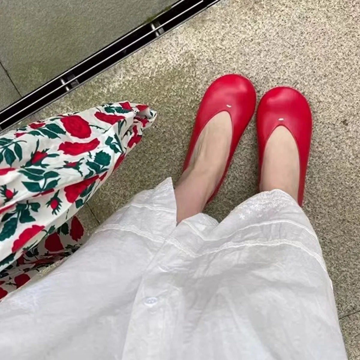AIERTU  -  Red Round Toe Women's Mary Jane Flats Spring Cute Slip On Big Toe Ballet Flats Shoes Size 35-40 Aiertu