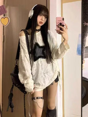 Aiertu Grunge Hole T-shirt Women Fashion Star Print Y2k Aesthetic Loose Tees Kpop Fairycore Ripped Tshirt Harajuku Gothic Streetwear Aiertu