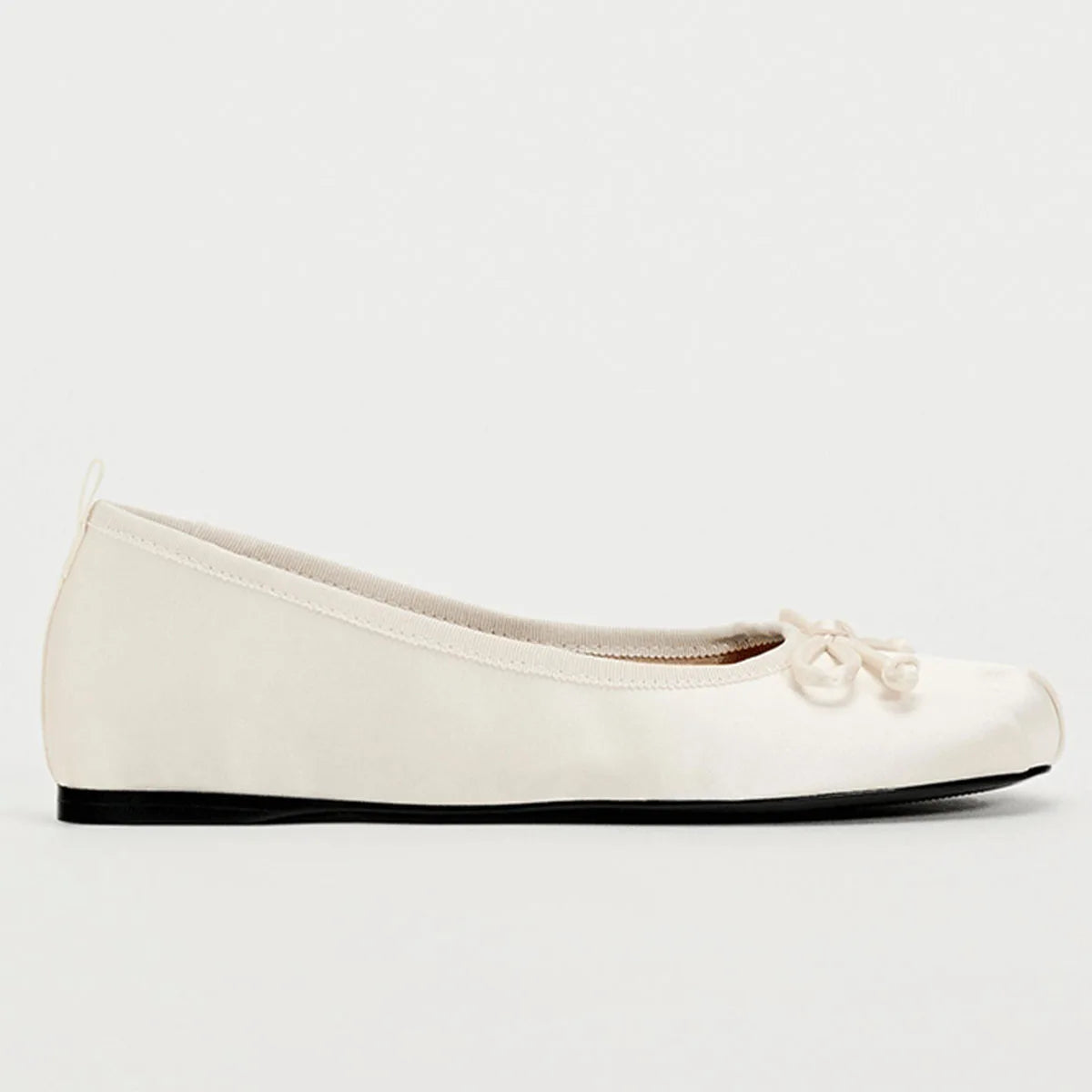 AIERTU  -  Satin Bow Wrinkles Round Toe Mary Jane Flats Low Heel Slip On Ballet Shoes Comfortable Dress Shoes for All-Year Daily Work Casua Aiertu