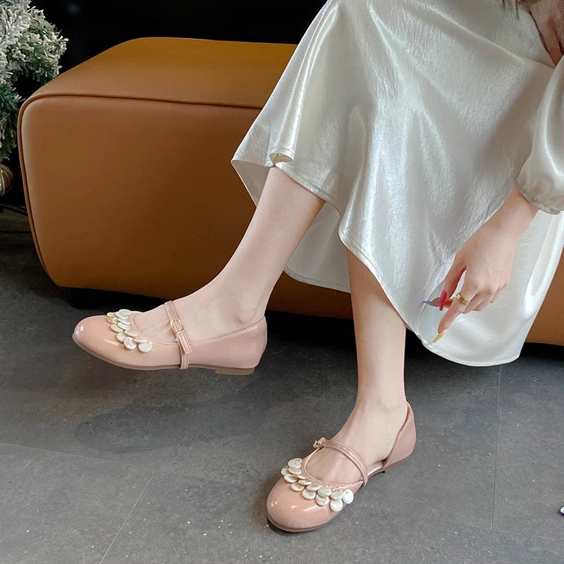 AIERTU  -  Spring New Fashion Single Shoes Shallow Mouth Versatile Block Heel Flower One Buckle Mary Jane Shoes Aiertu