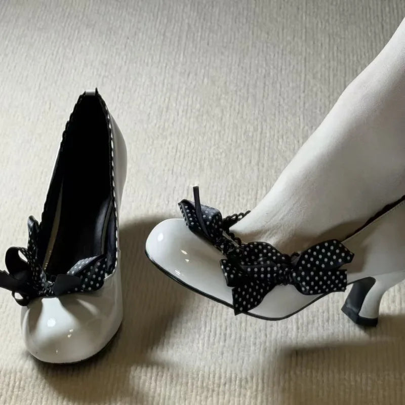 AIERTU  -  Riband Bow Round Toe Kitten Heel Mary Jane Shoes Women Pumps Sweet Chunky-Heel Dress Shoes Spring Vintage Lolita Shoes Aiertu