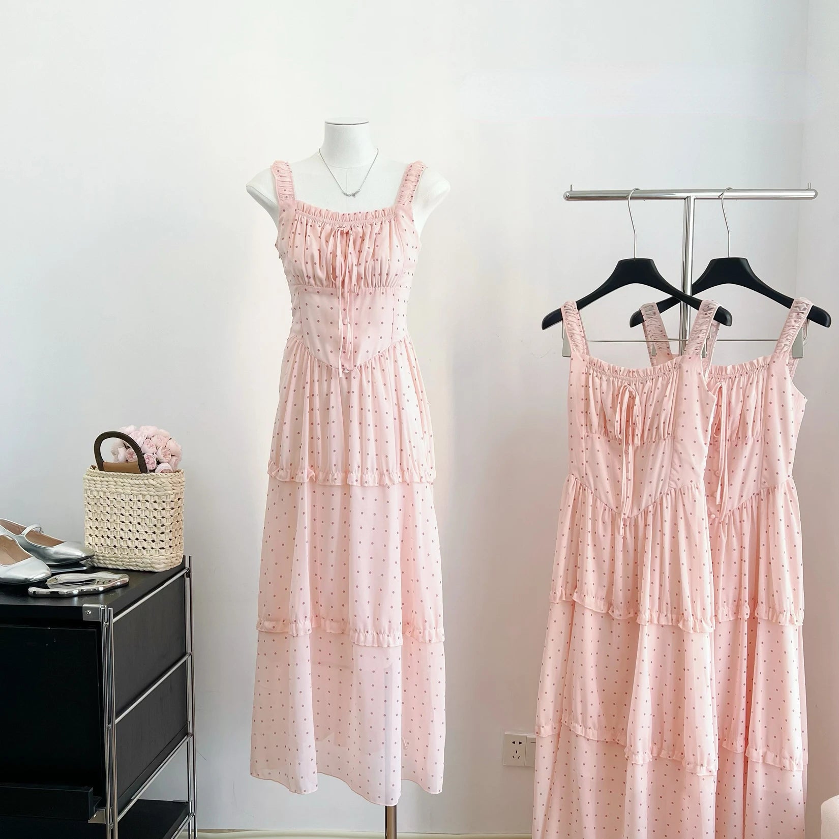Aiertu Casual Elegant Floral Dress Women Korean Fashion Clothing Outwear Beach Style Strap Dress Even Party Sleeveless Bodycon Summer Aiertu