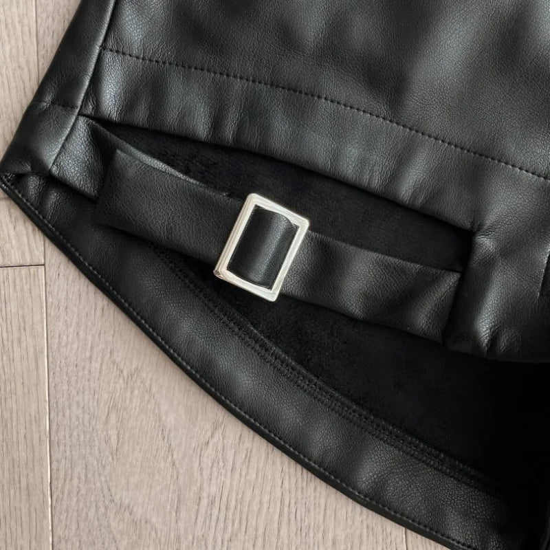 Aiertu Sexy Black Pu Leather Shorts Women's Autumn and Winter Tight Gothic High Waist Shorts Street Fashion Y2K Hot Girl Outfit Aiertu