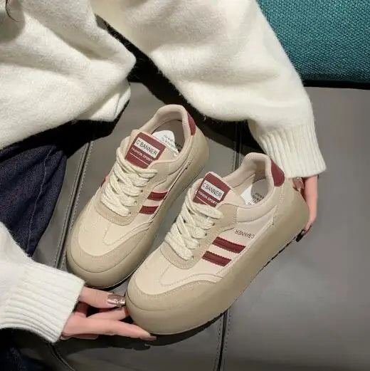Aiertu Thick Soles Increase Shoes for Women 2024 Autumn Sneakers Korean Version Retro Fashion All Wear Light Sports Casual Board Shoe Aiertu