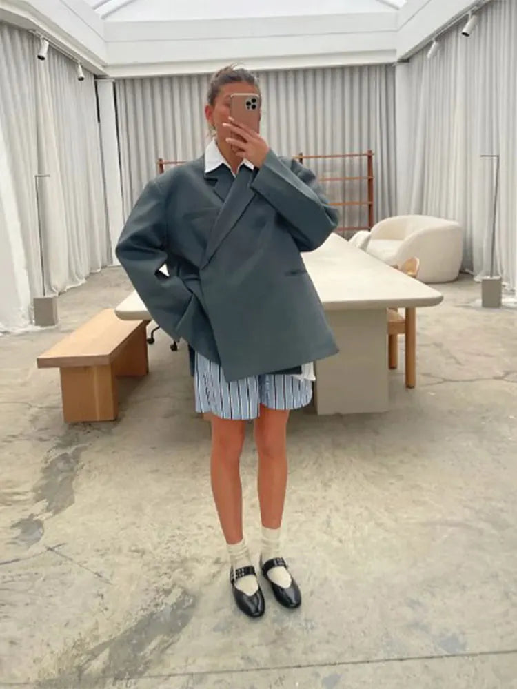 Aiertu  -  Chic Gray Lapel Button Suit Jacket For Women Elegant Loose Long Sleeves Office Coat 2026 New Female High Streetwear Outercoat Aiertu