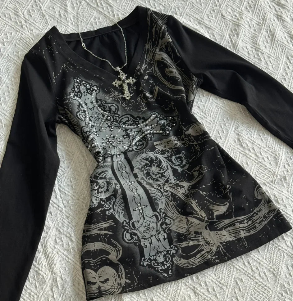 Aiertu  -  American Gothic Lettering Printed Long-sleeved T-shirt Women Retro Millennium Babes Rock Sexy Casual Harajuku Casual Y2K Top Aiertu