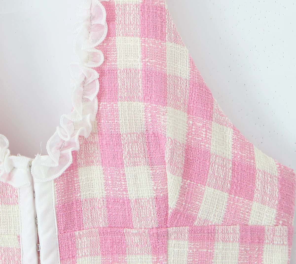 Aiertu  -  Sexy Gingham Pink Plaid Spliced Wood ears Lace Halter Dress Women V neck Slim Low Waist Swing Ball Gown Short Dresses Robe Aiertu