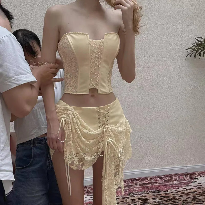 Aiertu  -  Two Piece Outfits Woman Set Vintage Lace Spliced Tube Top and Mini Skirt Coords Sets Woman Summer Clothes P94-EG32 Aiertu