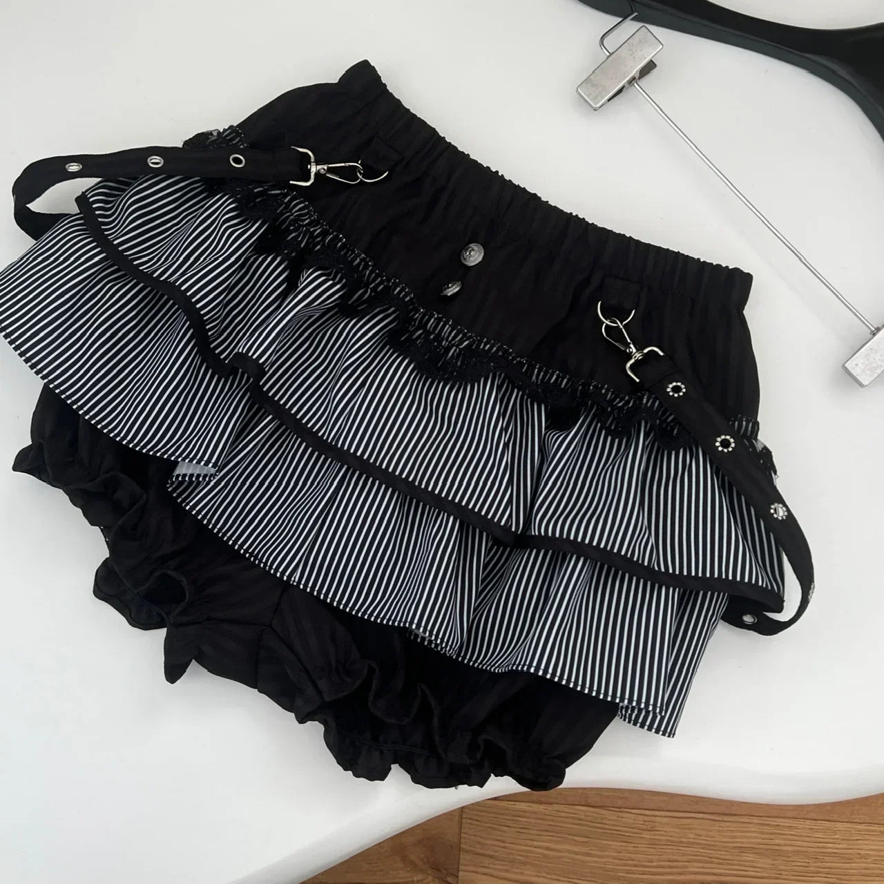 Aiertu new trend inspo Japanese Kawaii Lolita Sweet 3 Piece Set Women Bow Y2k Slim Vest +Casual Cardigan + High Waist Thin Striped Chic Skirt Autumn Aiertu