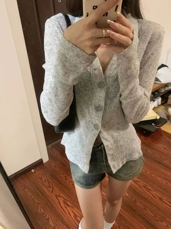 Aiertu  -  American Retro Sun Protection Knitted Cardigan Women Spring and Autumn Slim Design of Niche Top High Strecth Shirts for Women Aiertu