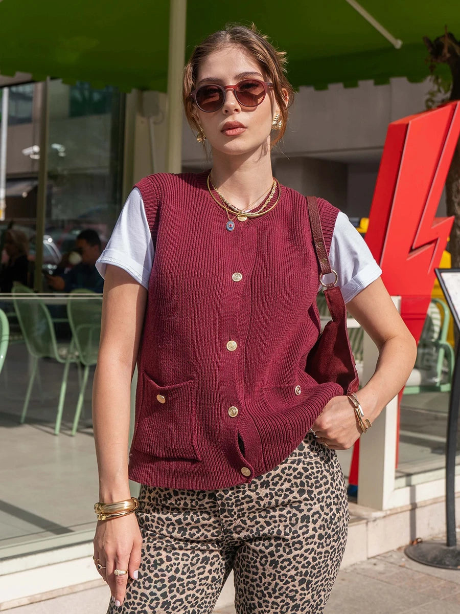 Aiertu  -  Pocket Solid Cardigan Vest Women O Neck Single Breasted Sleeveless Knit Waistcoat 2025 New Simple Casual Fashion Sweater Jacket Aiertu