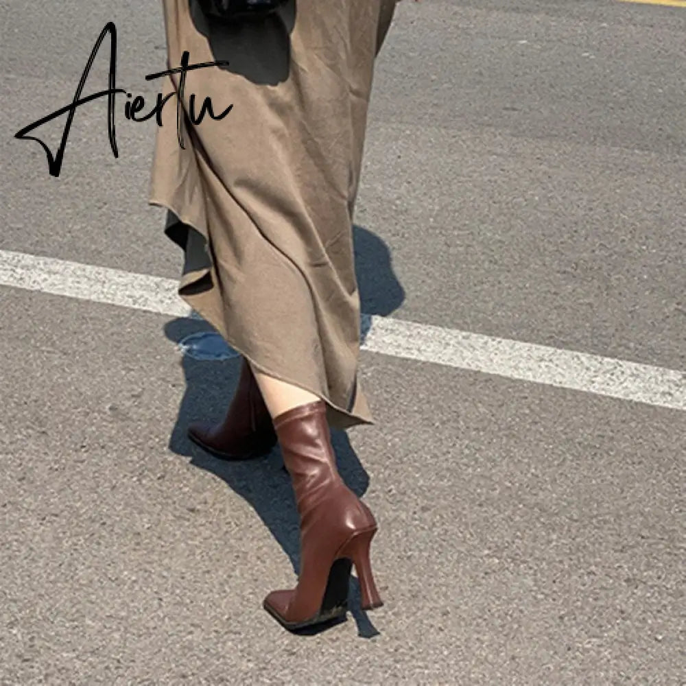 Aiertu Black Women Ankle Boots Woman Thin High Heel Fashion Pointed Toe Zipper Winter Women's Shoes Leather White Short Booties Aiertu