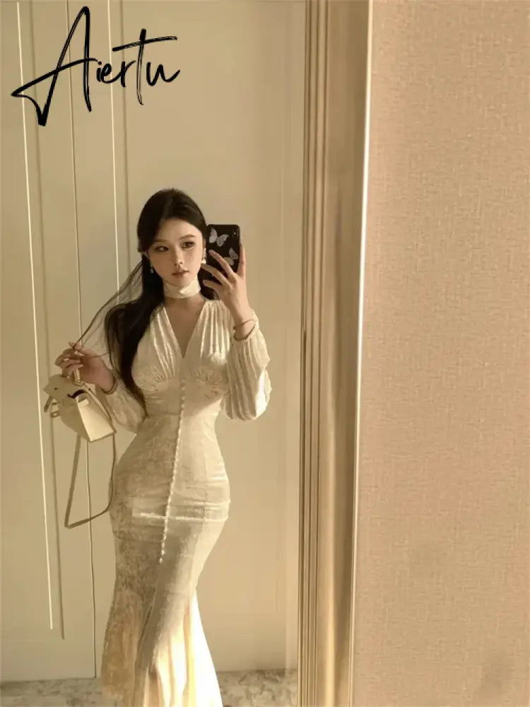 Aiertu Elegant Luxury Midi Dresses for Women Spring Fashion Vintage Evening Party Slim Sexy V-neck Fishtail Dress Female Clothing Robe Aiertu