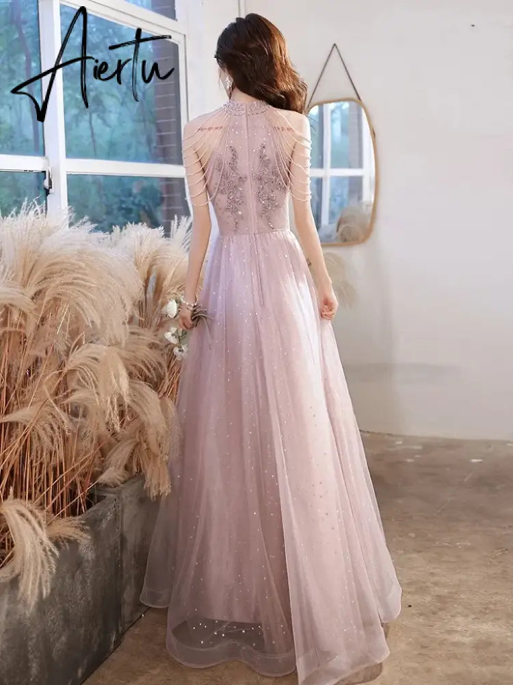 Aiertu Elegant Pink Celebrity Dress Sequins Beading Halter With Tassel Sleeve A Line Exquisite Floor Length Prom Evening Gowns 2024 New Aiertu