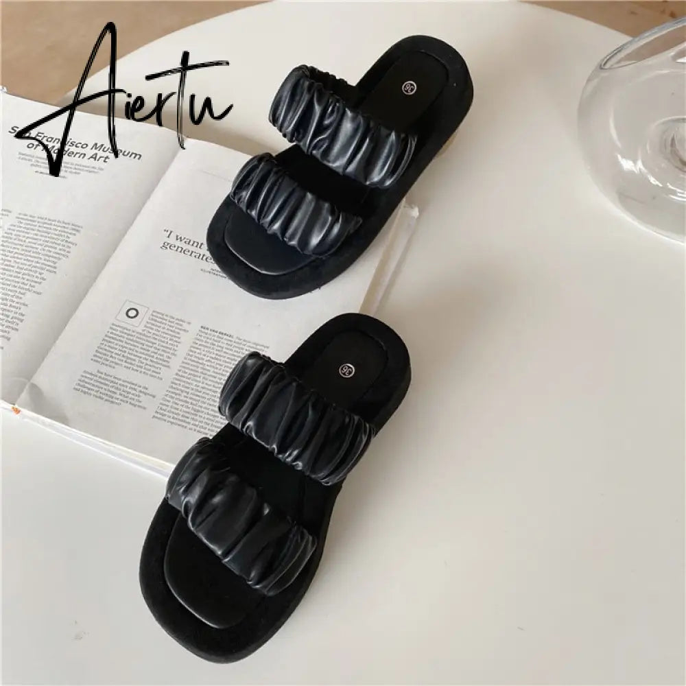 Aiertu Fashion Design Pleated PU Leather Woman Flat Shoes Summer Outdoor Beach Slippers Gladiator Sandals Womens Slides Aiertu