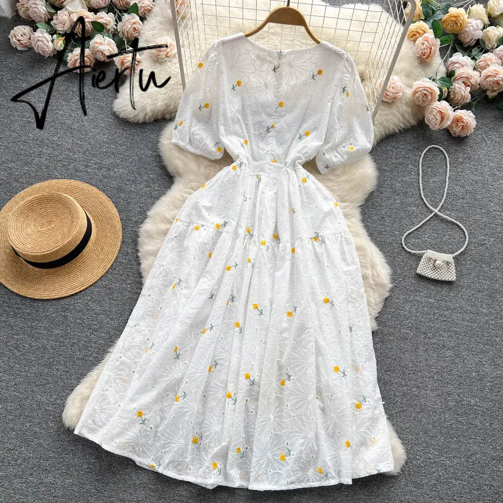 Aiertu Fashion Sweet Long Sundress Women Square Collar Short Puff Sleeves Embroidery Floral Ruched Zipper Beach Style Dress Aiertu