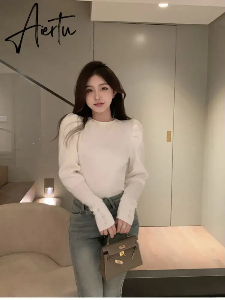 Aiertu French Elegant Pearl Tassel O-neck Bubble Sleeve Women Sweaters Pullovers 2024 Autumn Winter Stretch Female Knitted Tops Jumpers Aiertu
