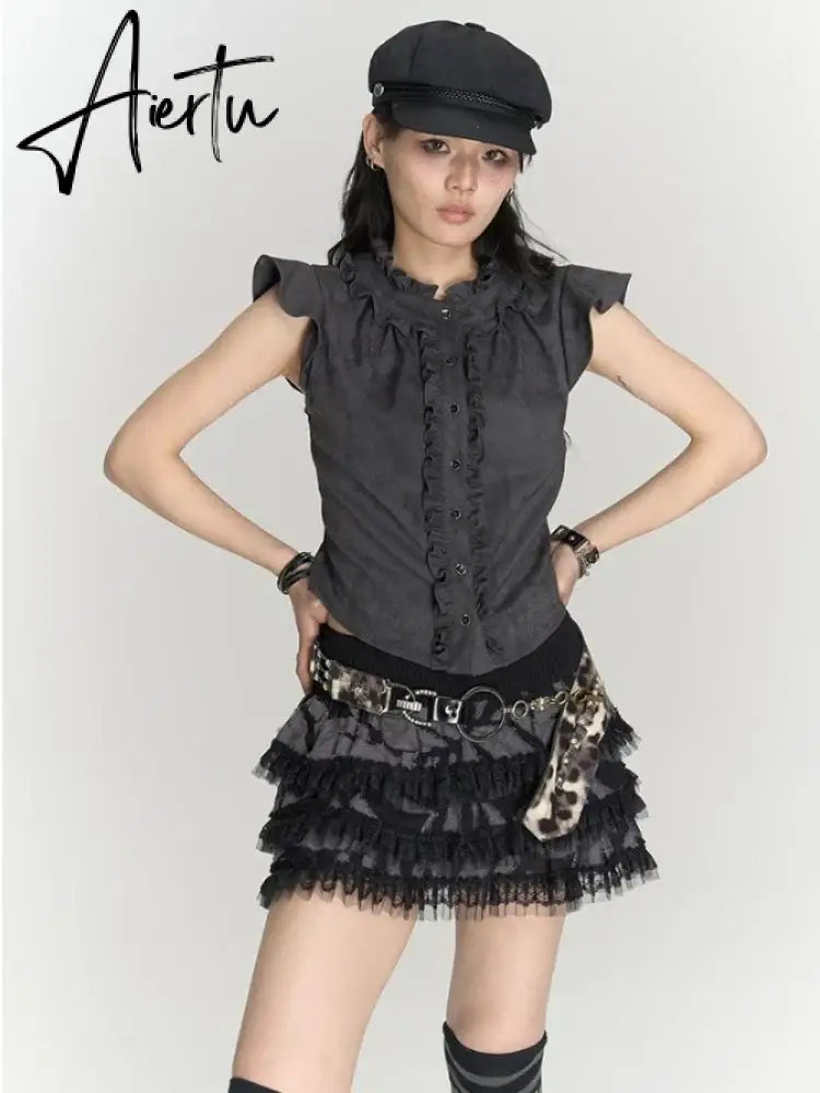 Aiertu Gothic Punk Vintage T Shirts Women Korean Style Harajuku Streetwear Patchwork Ruffled Sleeveless Slim Tees Top 2024 Chic Aiertu