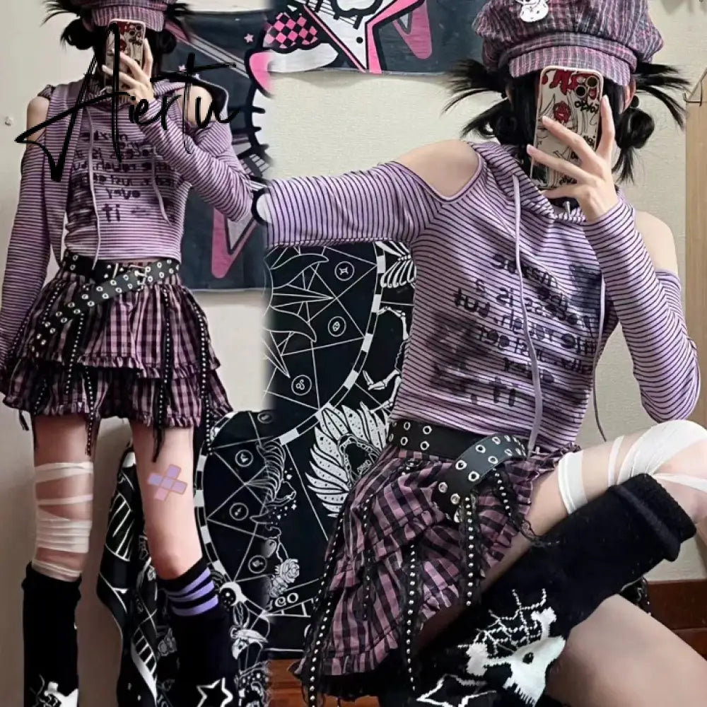 Aiertu Japanese Y2k Rabbit Hooded Striped T-shirt Vintage Hollow Out  Aesthetic Off Shoulder Grunge Streetwear Punk Aiertu