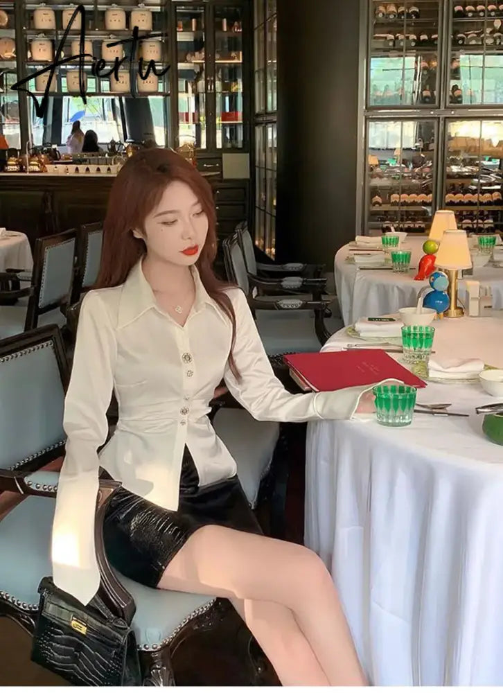 Aiertu Korean Style Elegant Satin Shirts Office Lady 2024 Spring Design Fashion Blouse Women Long Sleeve Button Y2k Tops Female Outwear Aiertu