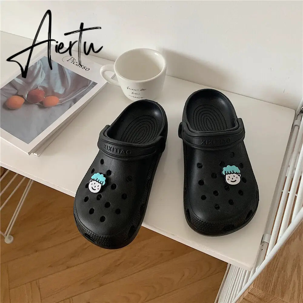 Aiertu Korean Women Casual Garden Clogs Waterproof Shoes Beach Platform Slippers For Woman Personalized Sandals Streetwear Shoes Aiertu