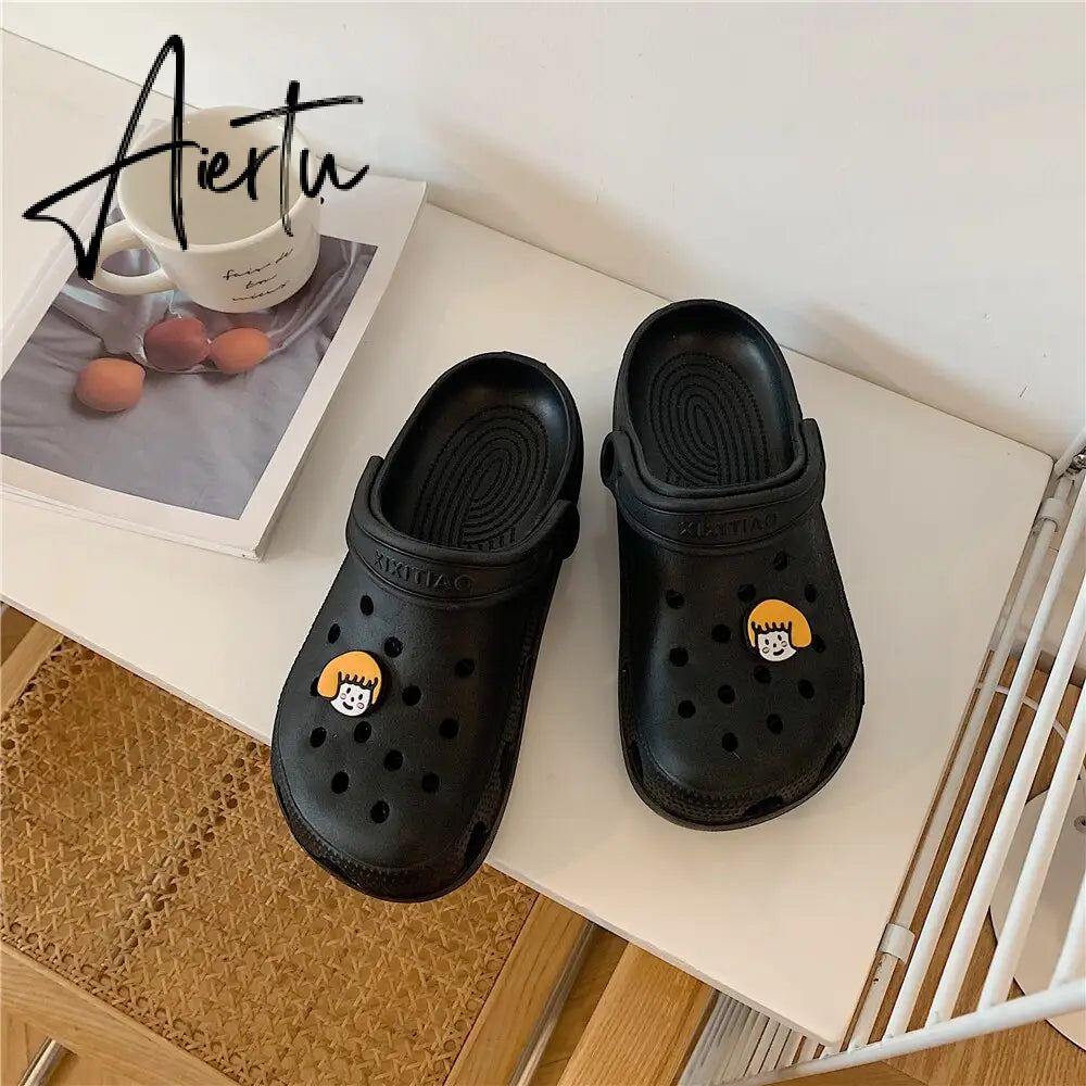 Aiertu Korean Women Casual Garden Clogs Waterproof Shoes Beach Platform Slippers For Woman Personalized Sandals Streetwear Shoes Aiertu