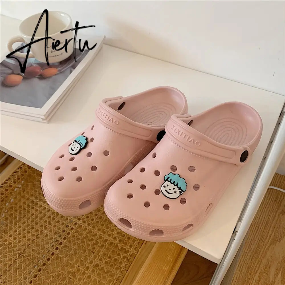 Aiertu Korean Women Casual Garden Clogs Waterproof Shoes Beach Platform Slippers For Woman Personalized Sandals Streetwear Shoes Aiertu