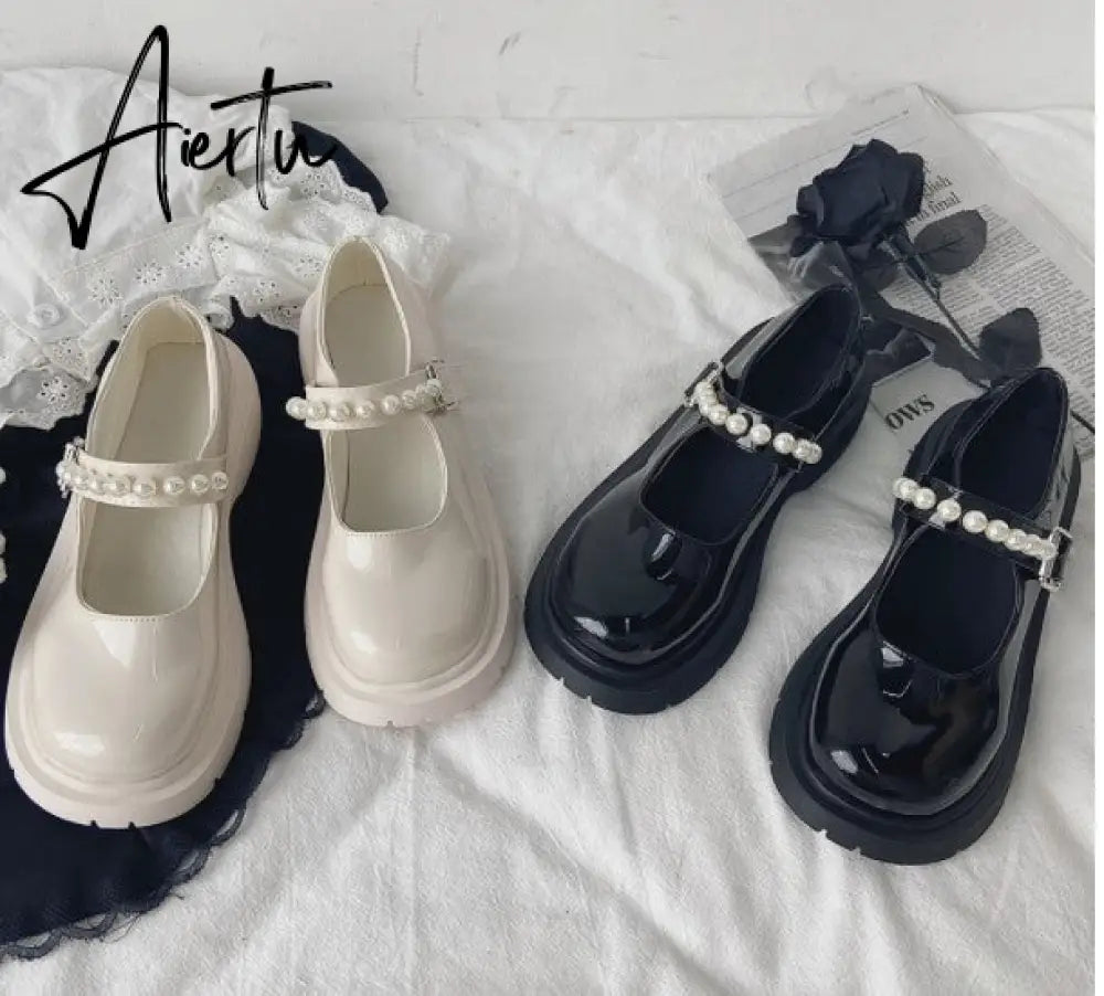 Aiertu Lolita shoes spring fashion pearl platform high heels Mary Jane Japanese retro small leather shoes female college students shoes Aiertu