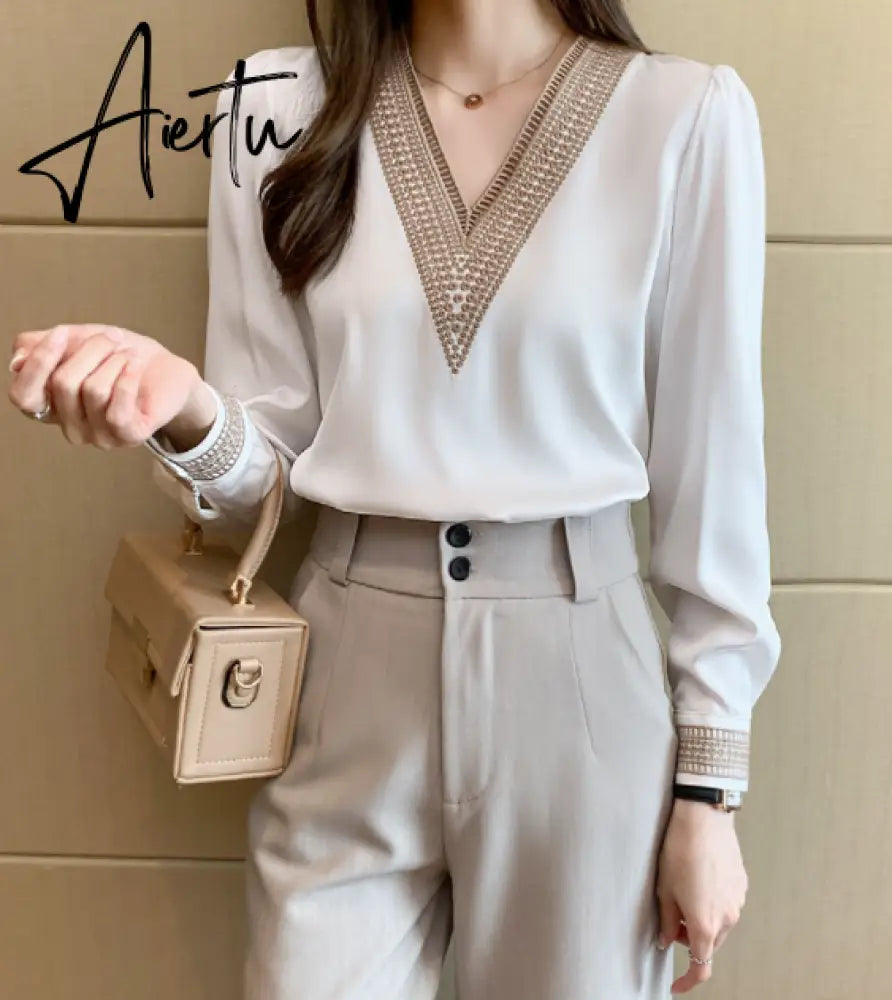 Aiertu Long Sleeve White Blouse Tops Blouse Women Blusas Mujer De Moda Embroidery V-Neck Chiffon Blouse Shirt Women Blouses E226 Aiertu