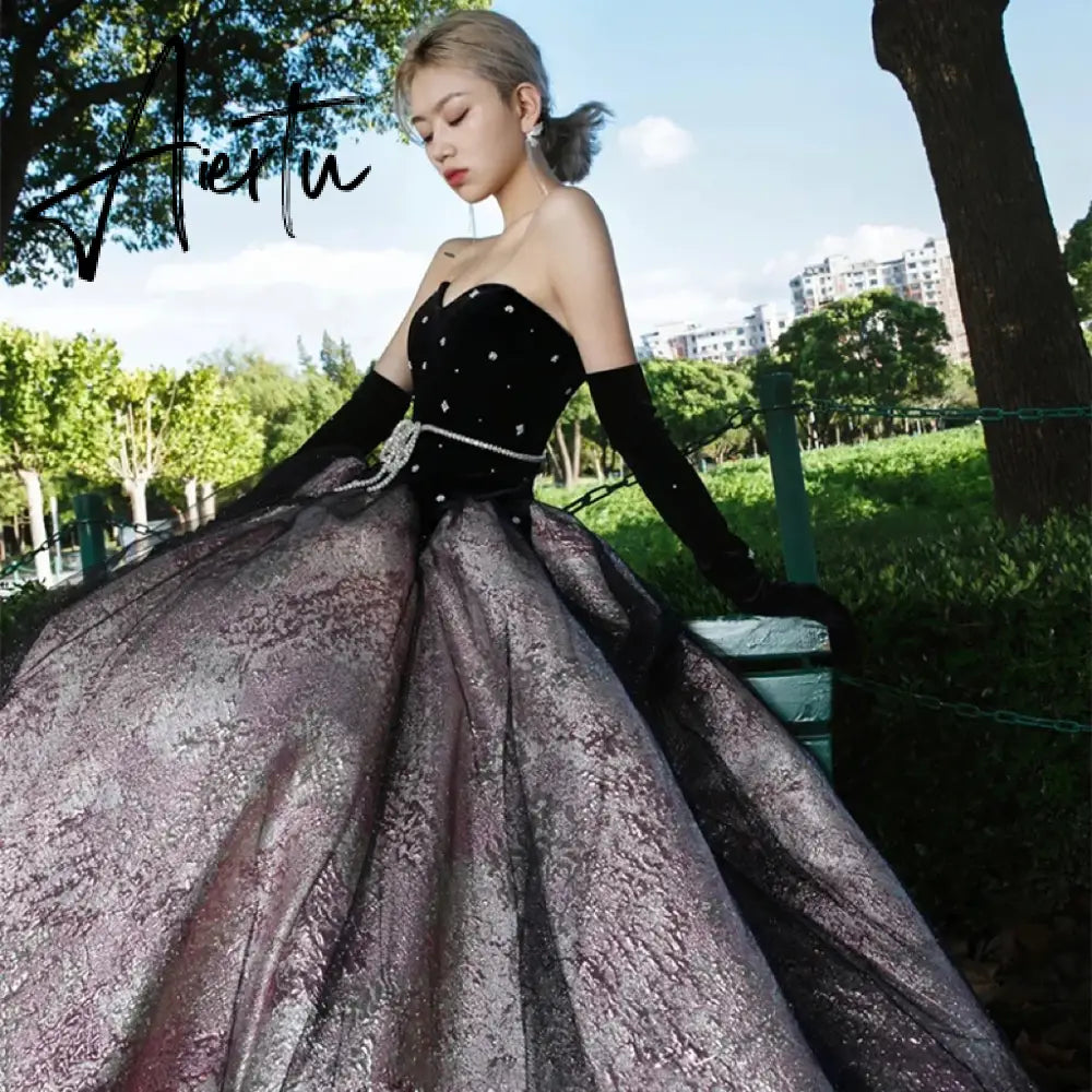 Aiertu Luxury Black Celebrity Dresses Pearl Chain Gloves Women Sexy Princess A-line Strapless Prom Evening Party Gowns Vestido Aiertu