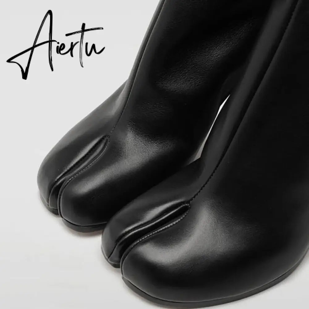 Aiertu Luxury Brand Designer Split Toe Ankle Boots New Fashion Chunky Round High Heels Women Boots Winter Tabi Shoes Short Boots Aiertu