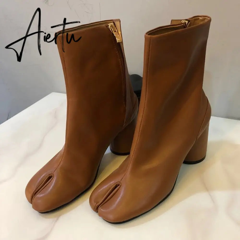 Aiertu Luxury Brand Designer Split Toe Ankle Boots New Fashion Chunky Round High Heels Women Boots Winter Tabi Shoes Short Boots Aiertu
