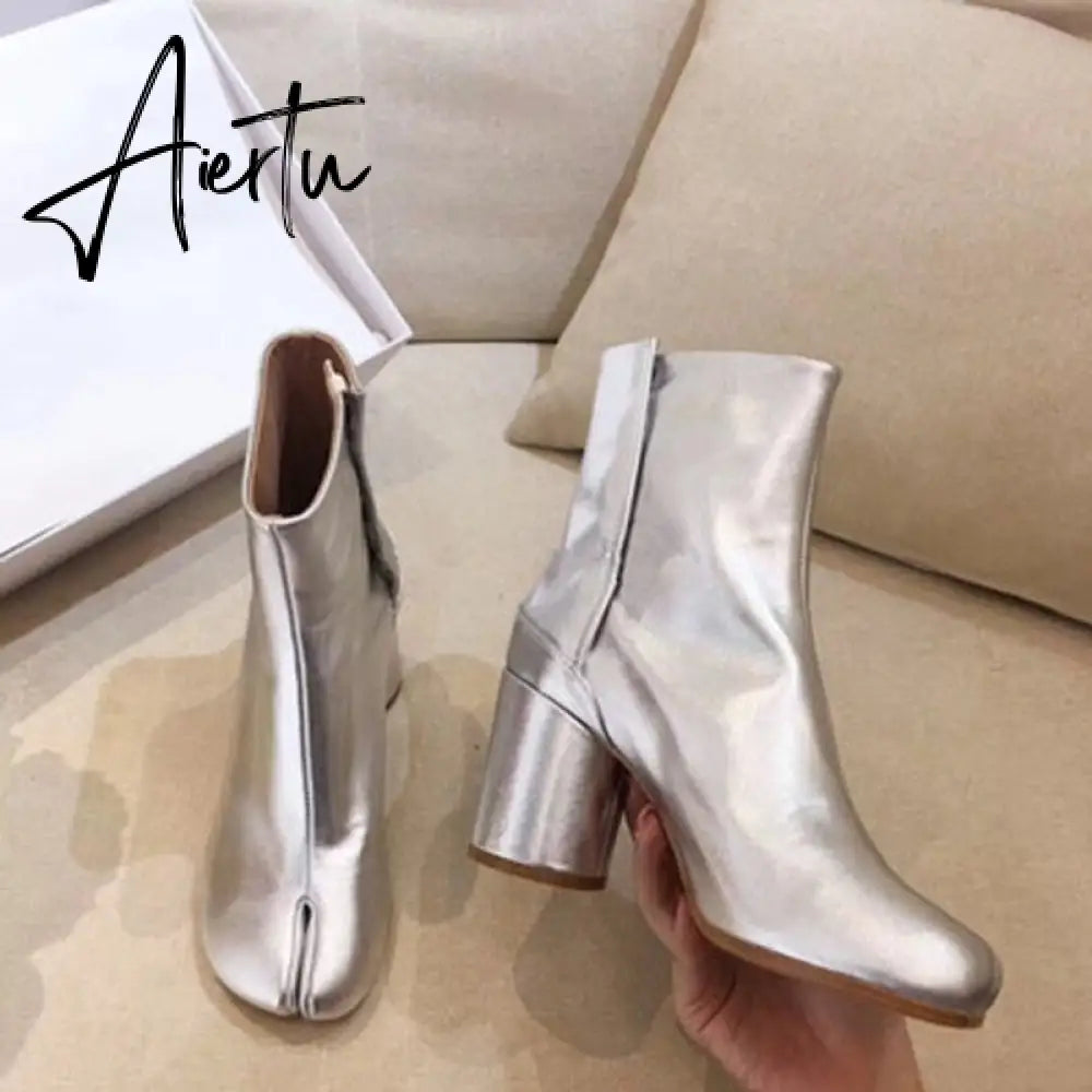 Aiertu Luxury Brand Designer Split Toe Ankle Boots New Fashion Chunky Round High Heels Women Boots Winter Tabi Shoes Short Boots Aiertu