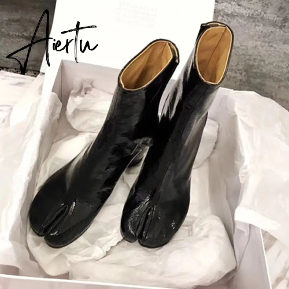 Aiertu Luxury Brand Designer Split Toe Ankle Boots New Fashion Chunky Round High Heels Women Boots Winter Tabi Shoes Short Boots Aiertu
