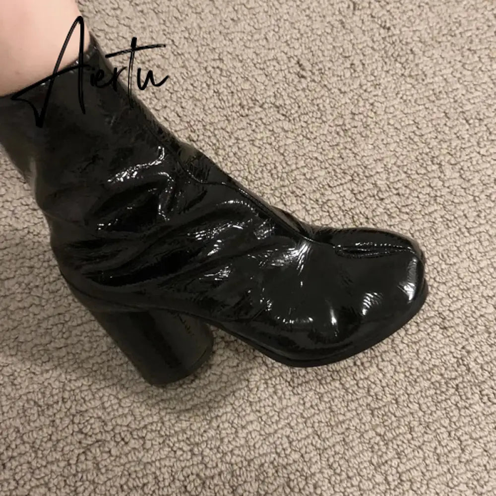 Aiertu Luxury Brand Designer Split Toe Ankle Boots New Fashion Chunky Round High Heels Women Boots Winter Tabi Shoes Short Boots Aiertu