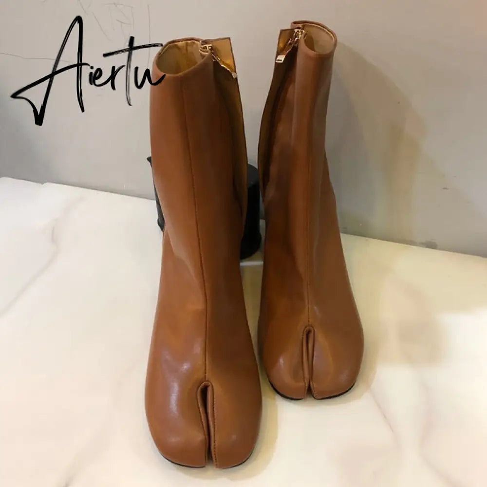 Aiertu Luxury Brand Designer Split Toe Ankle Boots New Fashion Chunky Round High Heels Women Boots Winter Tabi Shoes Short Boots Aiertu
