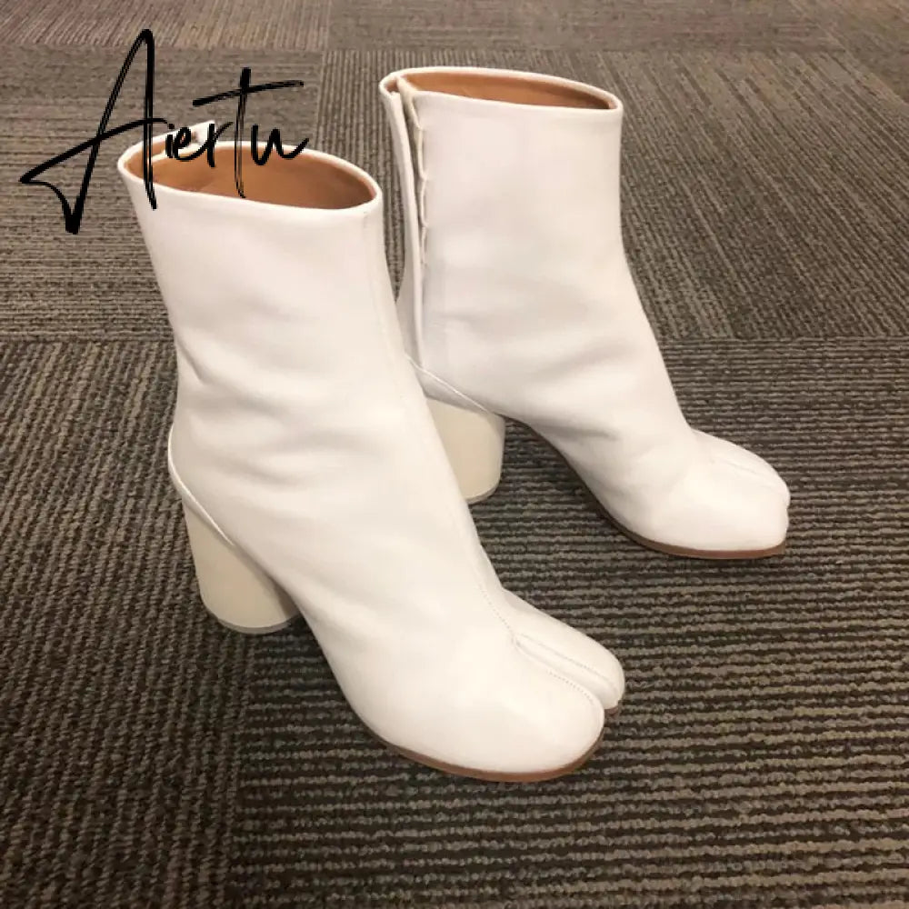 Aiertu Luxury Brand Designer Split Toe Ankle Boots New Fashion Chunky Round High Heels Women Boots Winter Tabi Shoes Short Boots Aiertu
