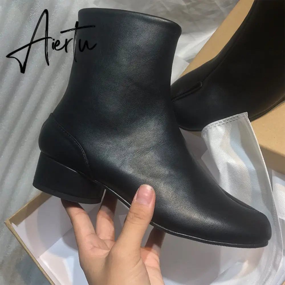 Aiertu Luxury Brand Designer Split Toe Ankle Boots New Fashion Chunky Round High Heels Women Boots Winter Tabi Shoes Short Boots Aiertu