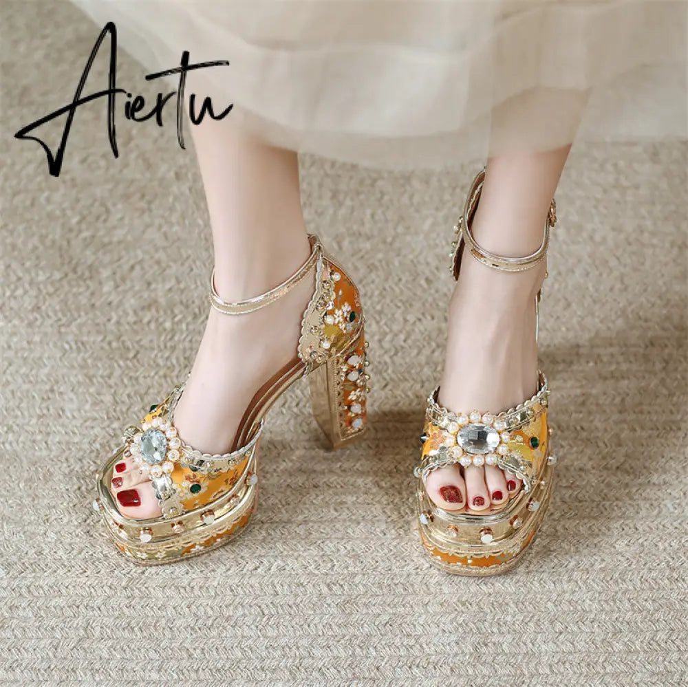 Aiertu Luxury Gold Metallic Women Sandals Studded Square Heels Female Shoes Platform Flower Crystal Sexy Peep Toe Summer Ladies Pumps Aiertu