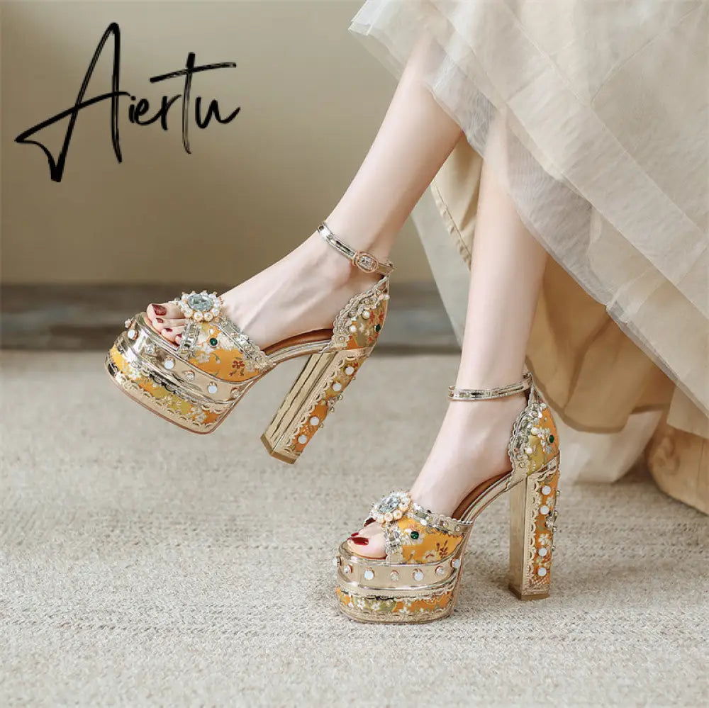 Aiertu Luxury Gold Metallic Women Sandals Studded Square Heels Female Shoes Platform Flower Crystal Sexy Peep Toe Summer Ladies Pumps Aiertu