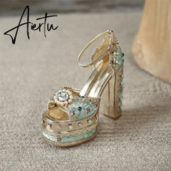 Aiertu Luxury Gold Metallic Women Sandals Studded Square Heels Female Shoes Platform Flower Crystal Sexy Peep Toe Summer Ladies Pumps Aiertu