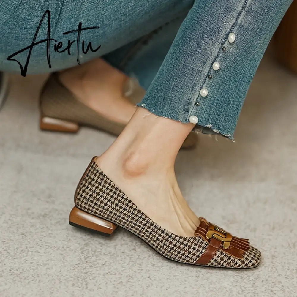 Aiertu  New Genuine Leather Women Shoes Fashion Tassel Beads Spring Pump Square Toe Slip-On Casual Shoes Thick Heel Size 35-42 Handmade Aiertu