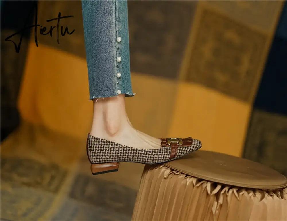 Aiertu  New Genuine Leather Women Shoes Fashion Tassel Beads Spring Pump Square Toe Slip-On Casual Shoes Thick Heel Size 35-42 Handmade Aiertu