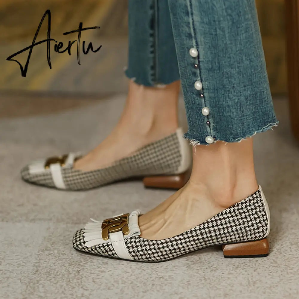 Aiertu  New Genuine Leather Women Shoes Fashion Tassel Beads Spring Pump Square Toe Slip-On Casual Shoes Thick Heel Size 35-42 Handmade Aiertu