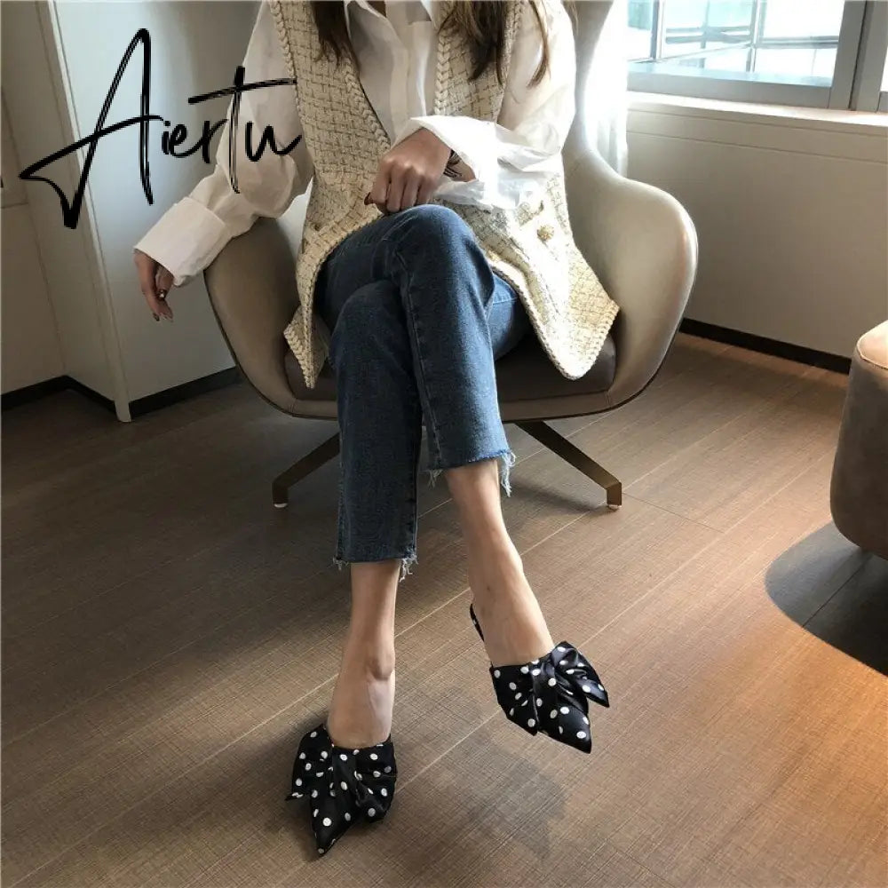 Aiertu New Spring Slippers Women's Korean-Style Pointed Polka Dot Bow Stiletto Mid-Heel Low Heel Slippers Polka Dot Half Slippers Aiertu