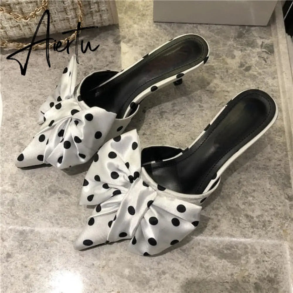 Aiertu New Spring Slippers Women's Korean-Style Pointed Polka Dot Bow Stiletto Mid-Heel Low Heel Slippers Polka Dot Half Slippers Aiertu