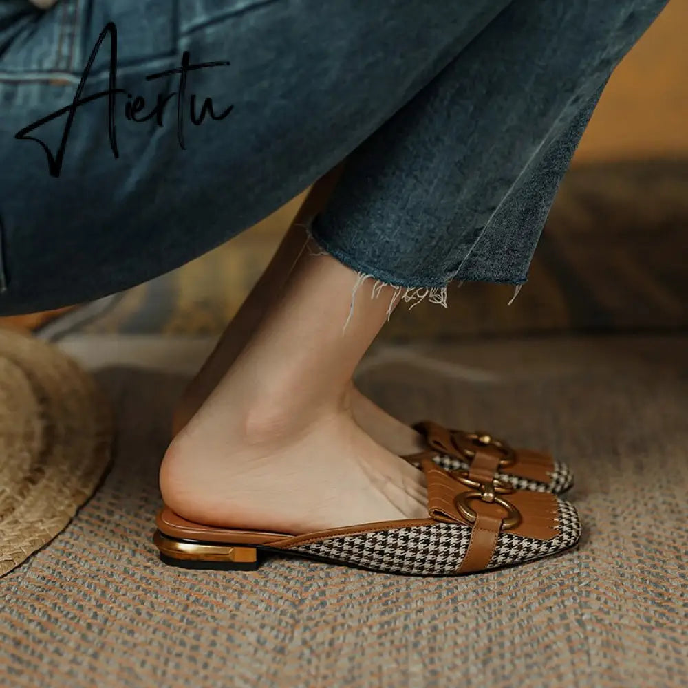 Aiertu  New Women Patchwork Slippers Genuine Leather High Heel Muels Slippers Sqaure Toe Mules Ladies Casual Summer Shoes Slippers Aiertu