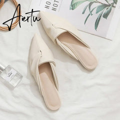 Aiertu nian Summer New Tip Flat Mule Lazy Baotou ban tuo xie Female Outer Wear Wild womens slippers Aiertu